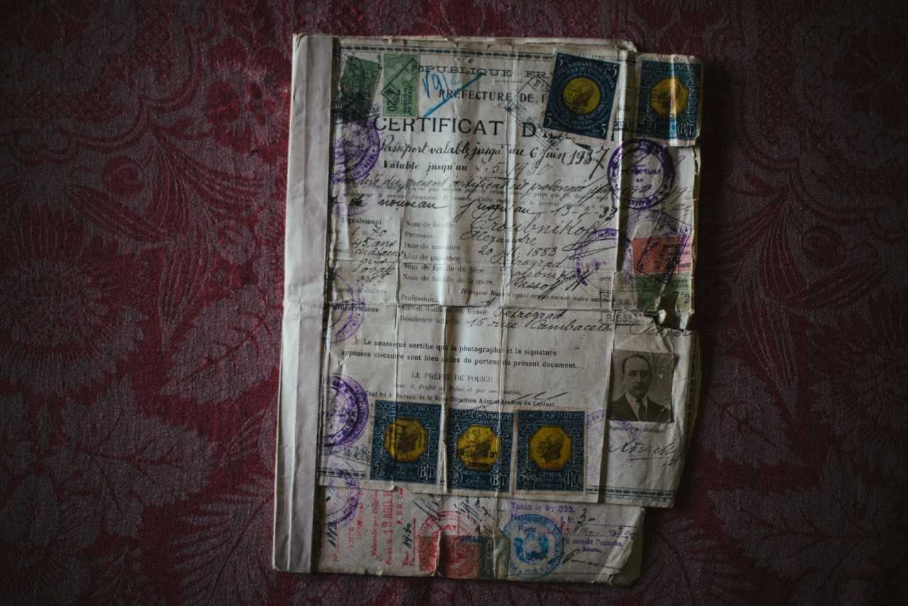 Временное удостоверение личности А. А. Трубникова, такие выдавались эмигрантам без каких-либо документов