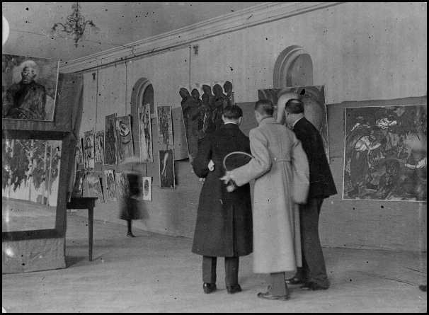 Выставка картин Малевича во второй курской женской гимназии, 1913 год.