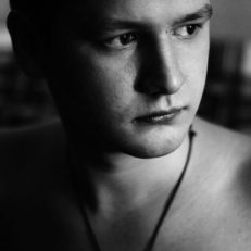Антон Карлинер
