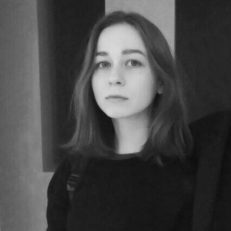 Евгения Офицерова