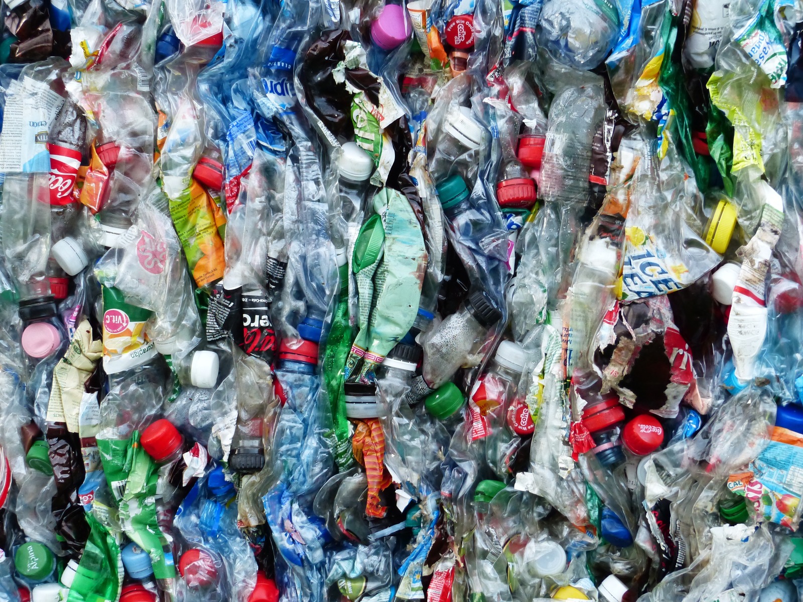 Как плавить пластмассу в домашних условиях – пошаговая инструкция как красиво расплавить бутылки