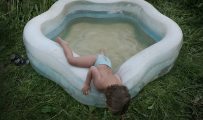 Вакуум для двоих: как выгорают мамы детей со spina bifida